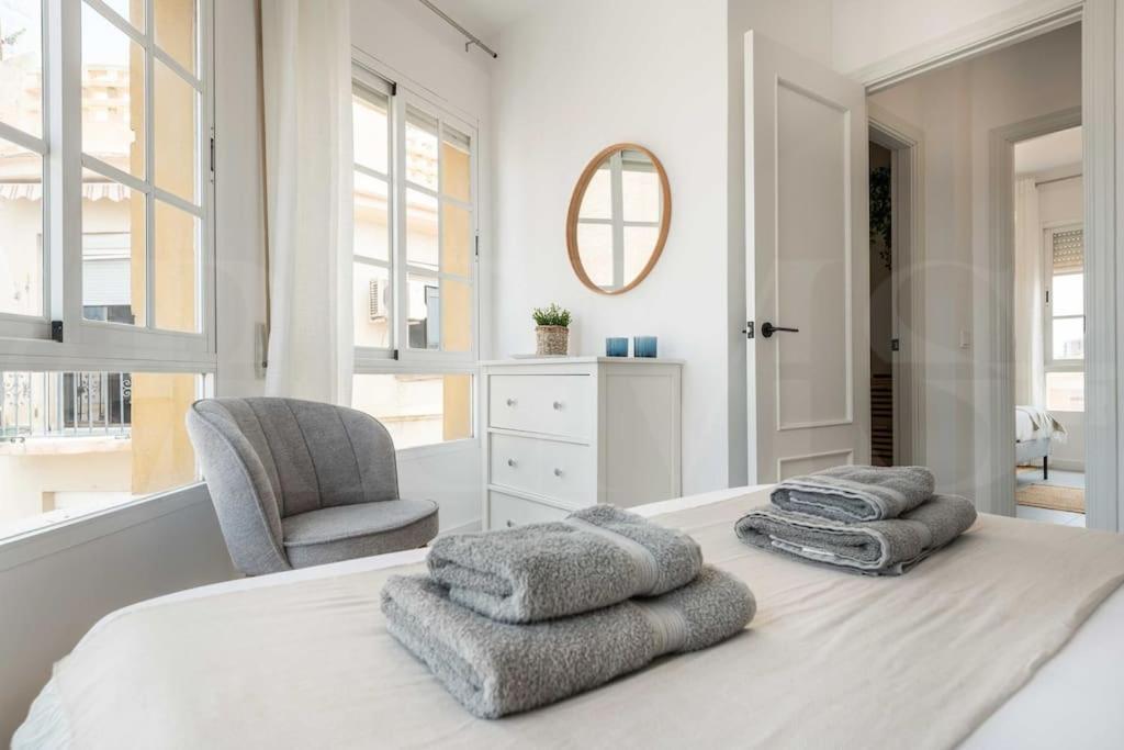 Sunlit & Fresh Apartment - Center By Rems Málaga Exteriör bild